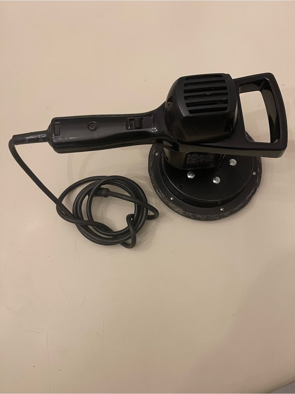BLACK & DECKER #9530  8" RANDOM ORBIT POLISHER - 1/3 HP